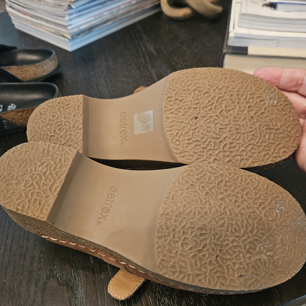 Aetrex Brown Suede Women's Clogs - Picture 4 of 5